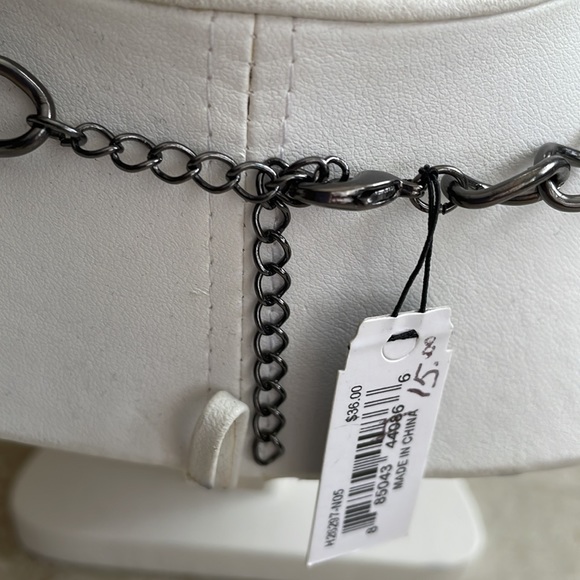 Bold and unique necklace by Mixit. NWT. - Picture 6 of 6